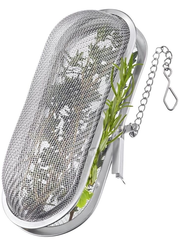 Spice and herb strainer