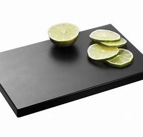 [60480] PLANCHE À DÉCOUPER POLYÉTH. NOIR GN1/2 h2cm